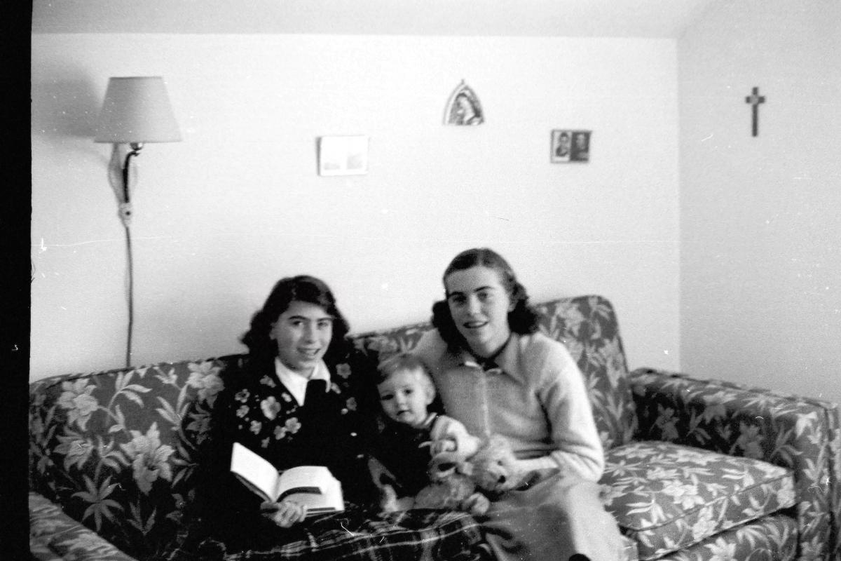 Ersebet and Miette with Eva